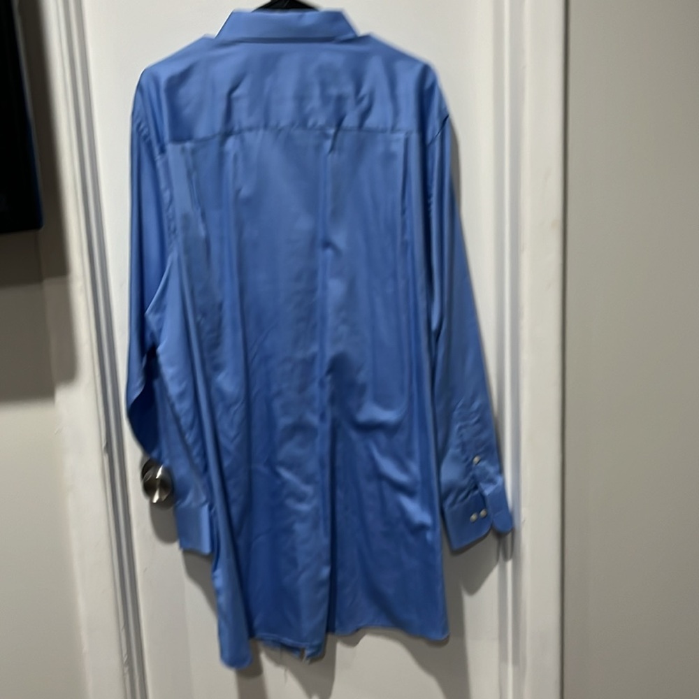 Shirt - Picture 2 of 3